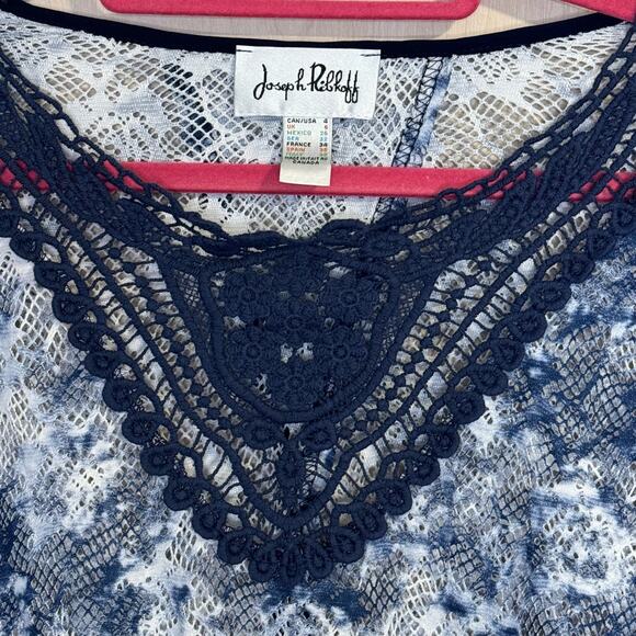 Joseph Ribkoff Blue and White Knit Top Size 4 - Picture 4 of 9